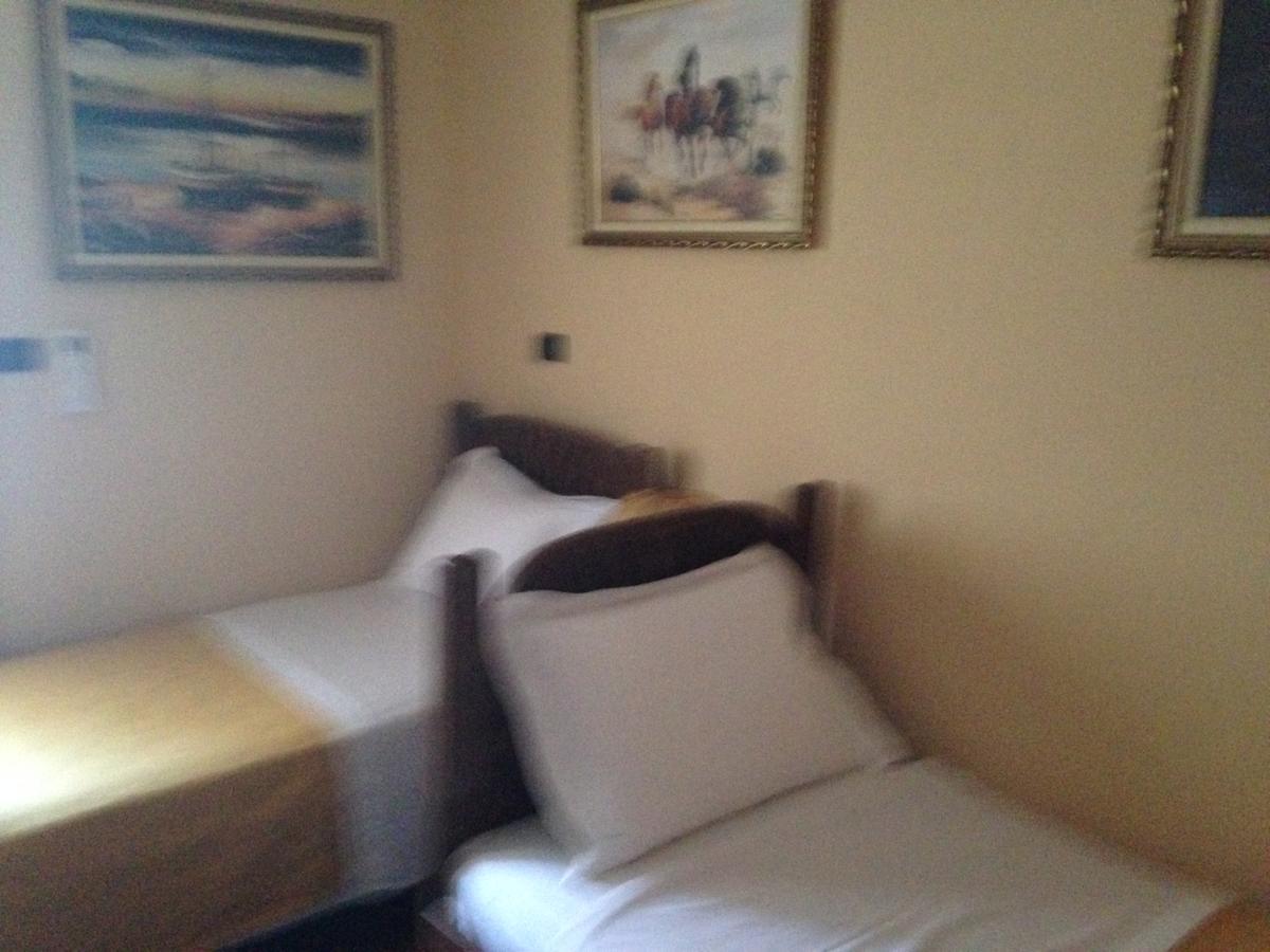 Hotel Vila Mano Korce Luaran gambar
